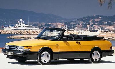 Why are so many Italian convertible cars called spider?